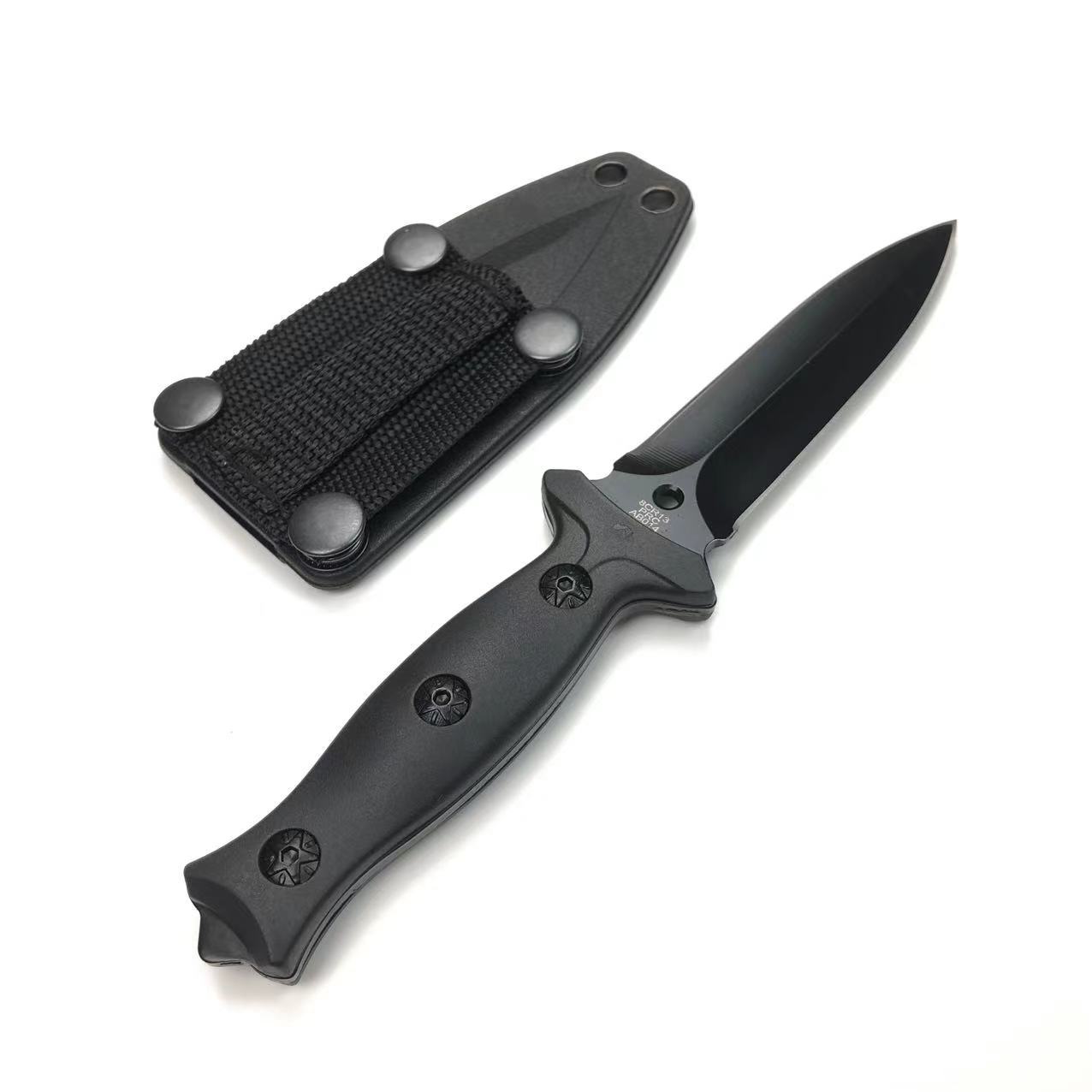 multifunctional pocket blade